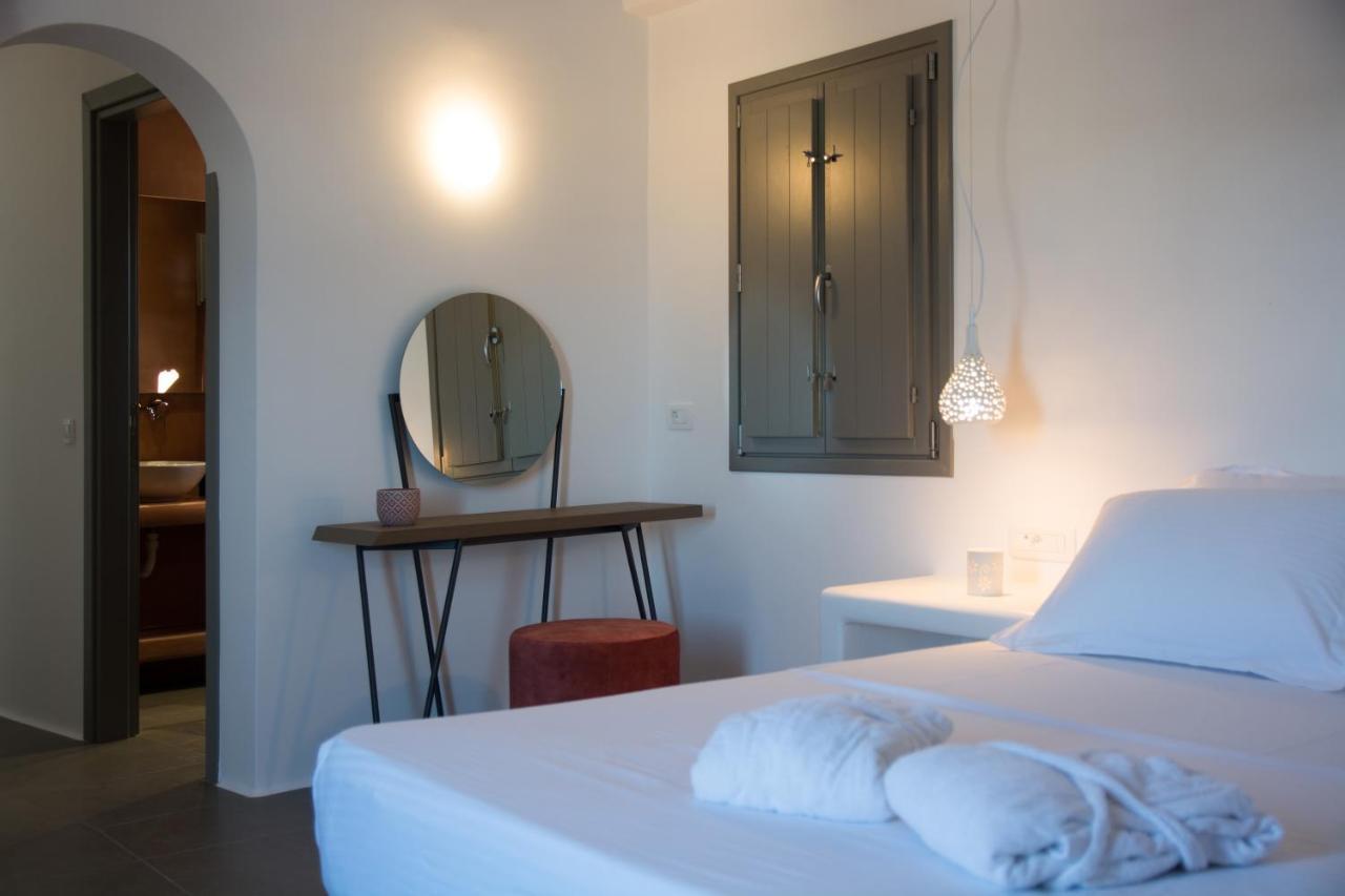 Amphitrite Suites Santorini Vóthon Exterior foto