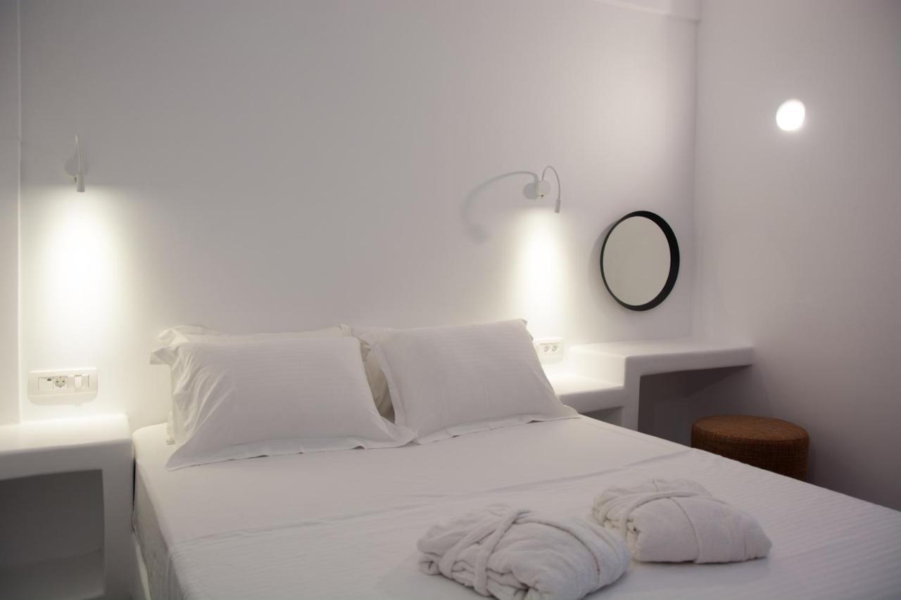 Amphitrite Suites Santorini Vóthon Exterior foto