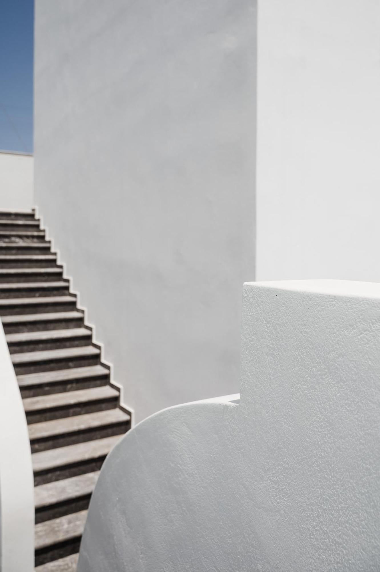 Amphitrite Suites Santorini Vóthon Exterior foto