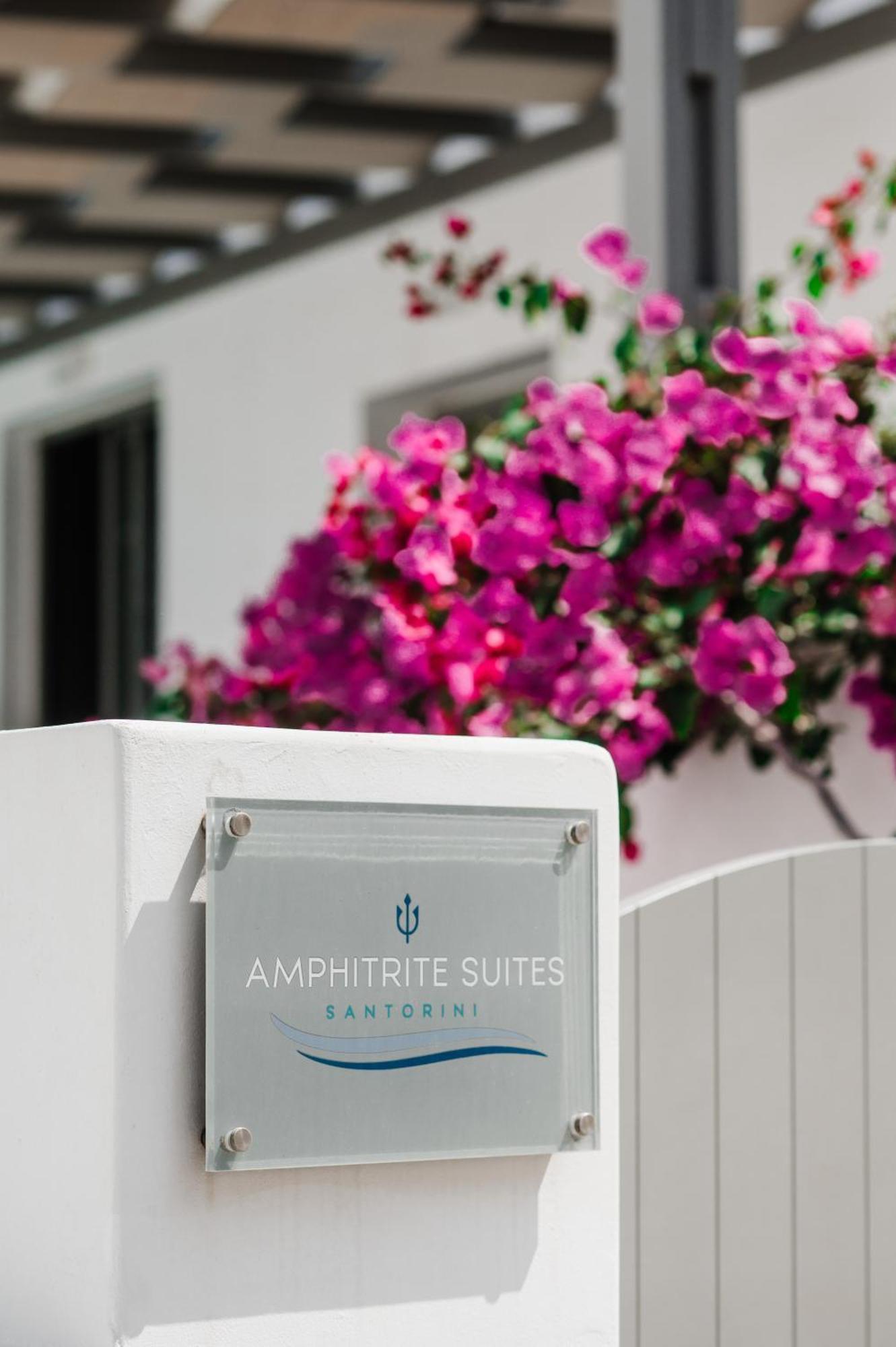 Amphitrite Suites Santorini Vóthon Exterior foto