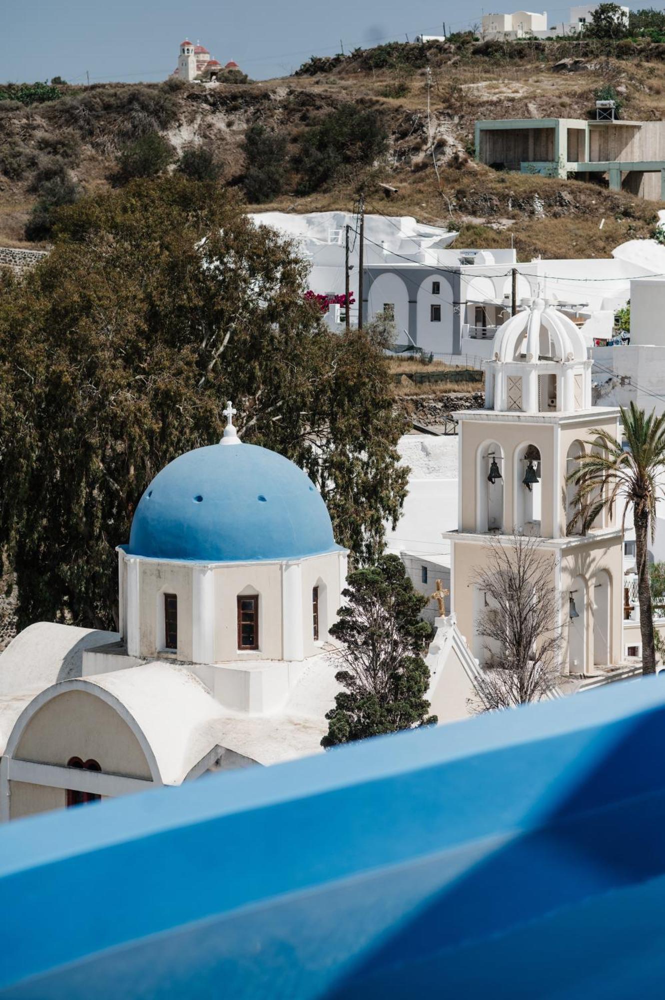 Amphitrite Suites Santorini Vóthon Exterior foto