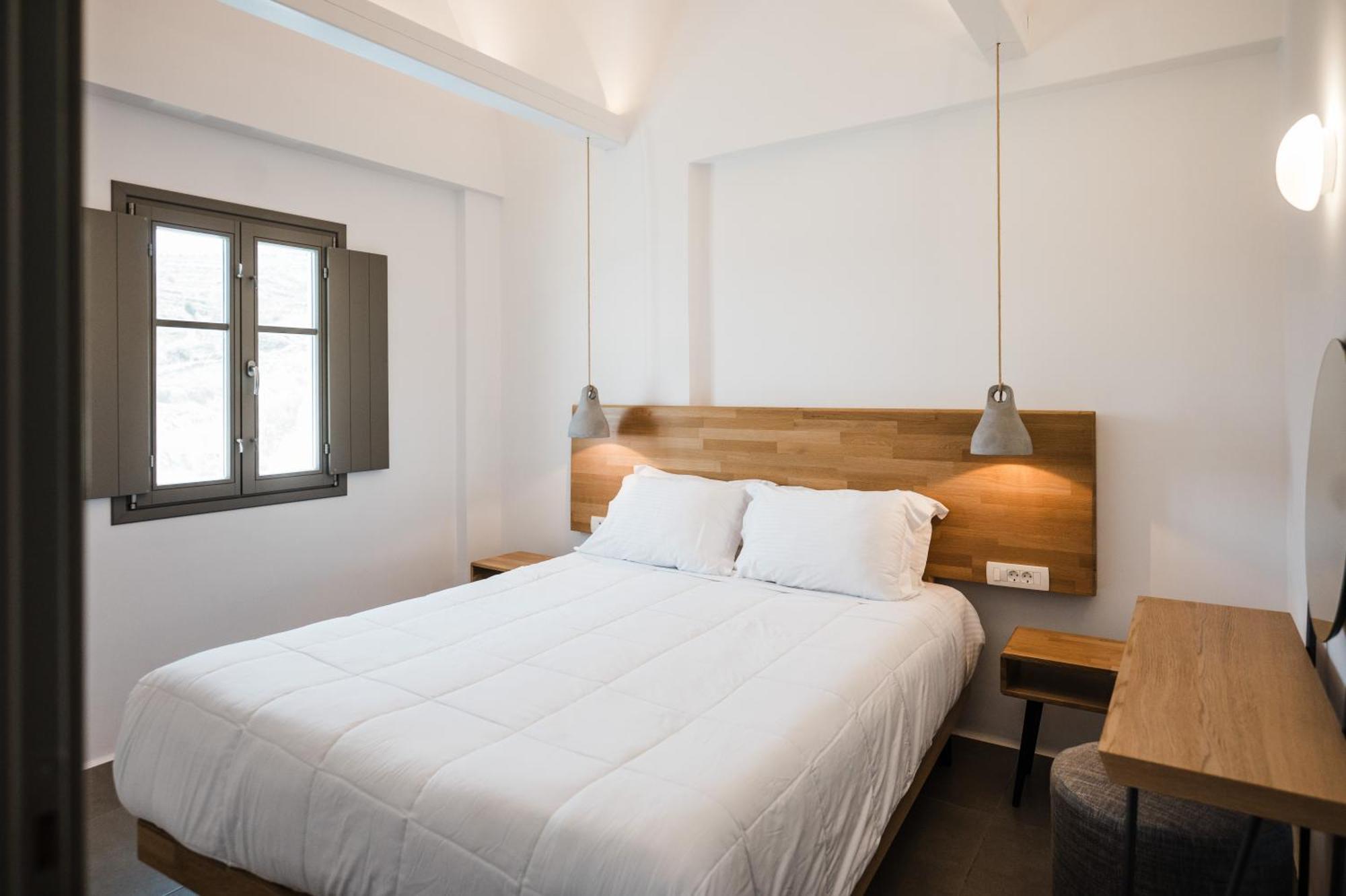 Amphitrite Suites Santorini Vóthon Exterior foto