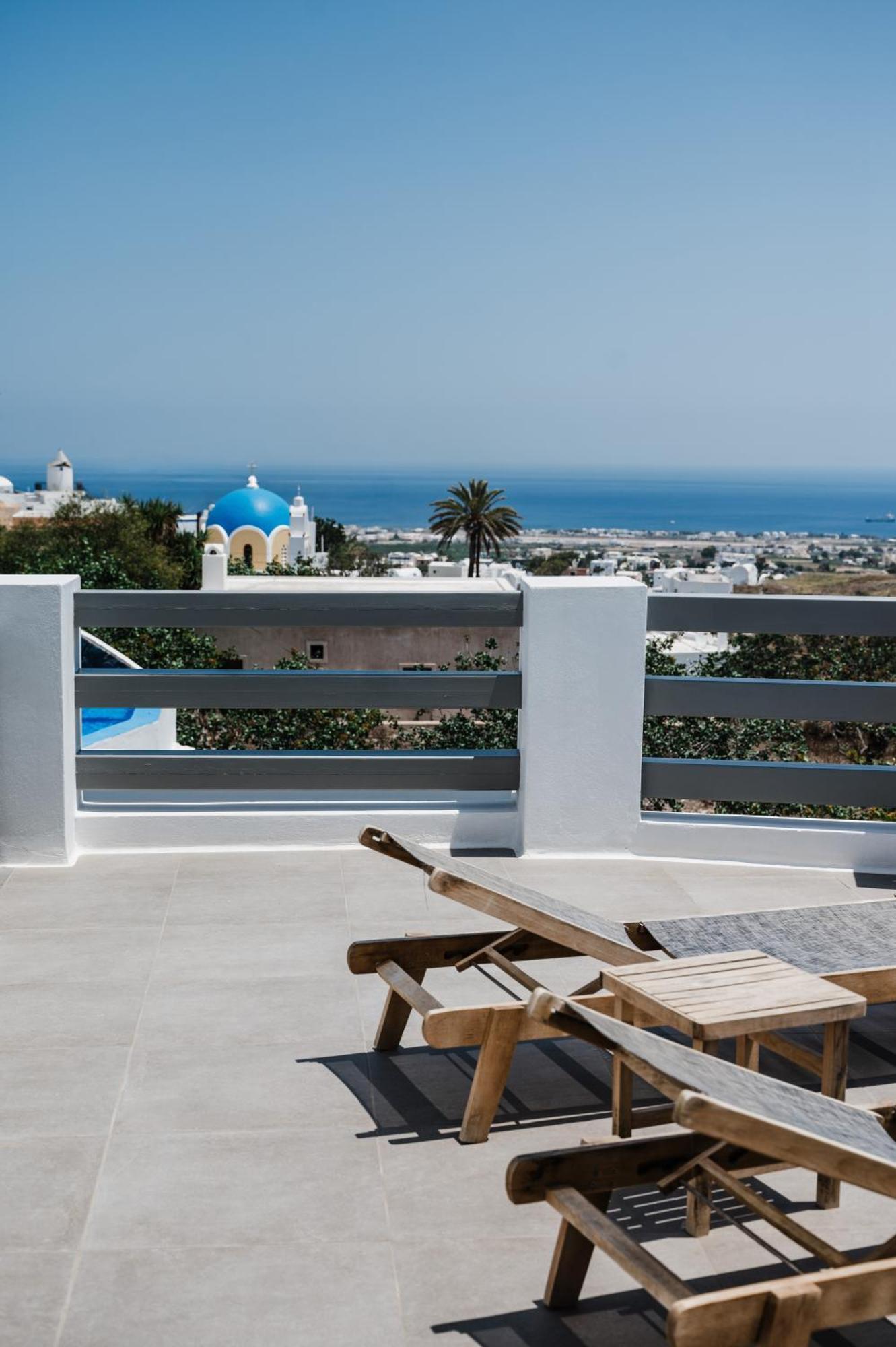 Amphitrite Suites Santorini Vóthon Exterior foto