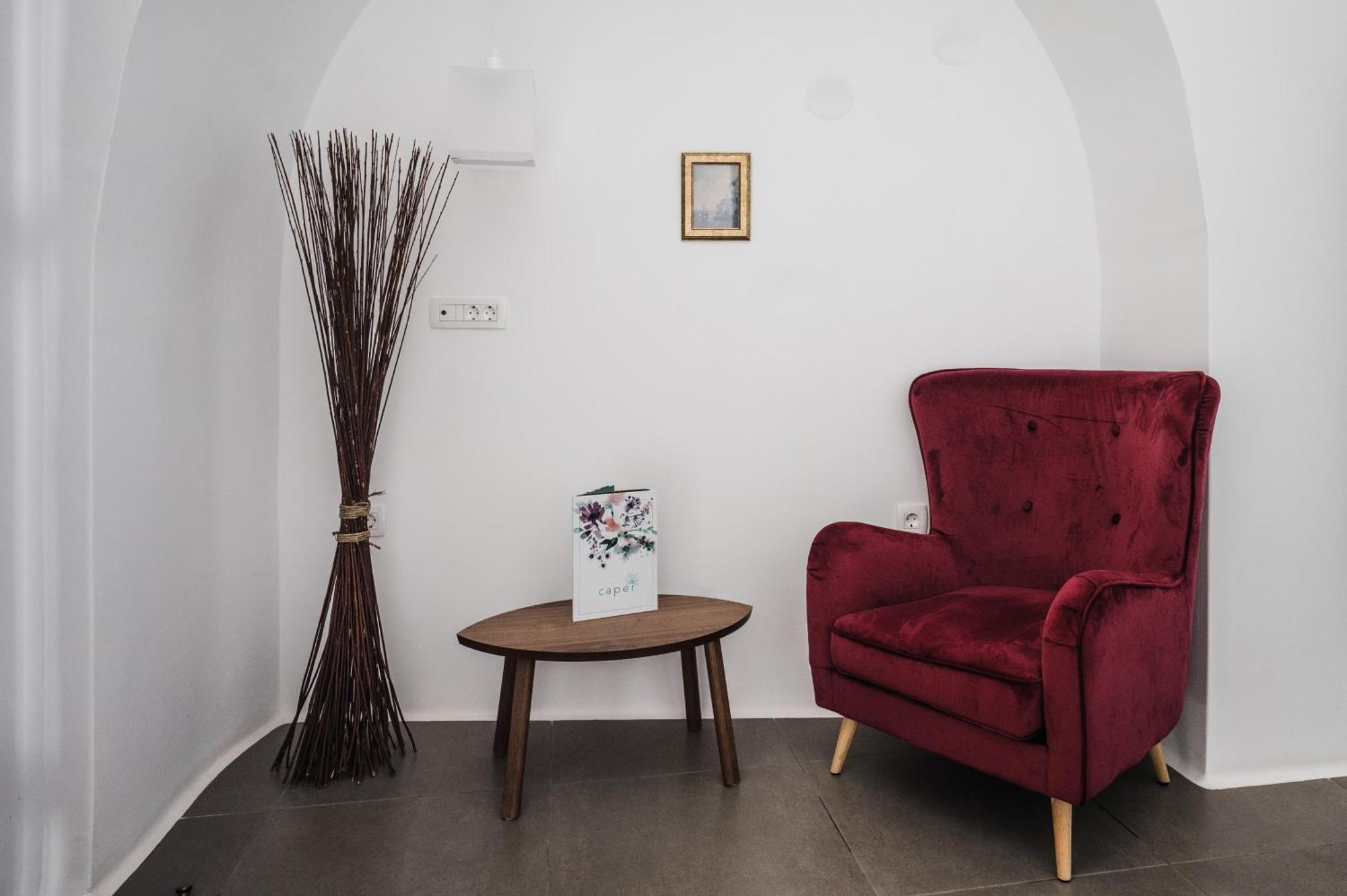 Amphitrite Suites Santorini Vóthon Exterior foto