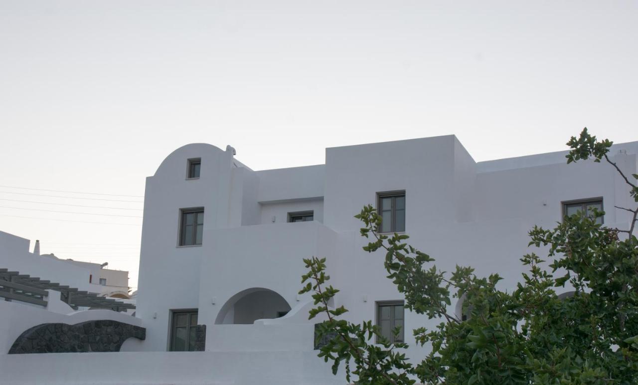 Amphitrite Suites Santorini Vóthon Exterior foto