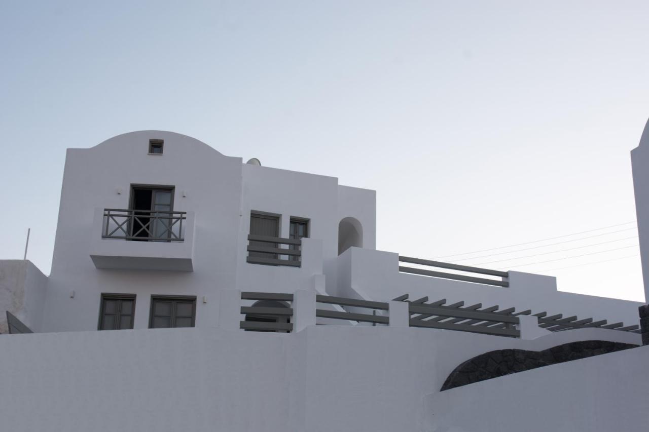 Amphitrite Suites Santorini Vóthon Exterior foto